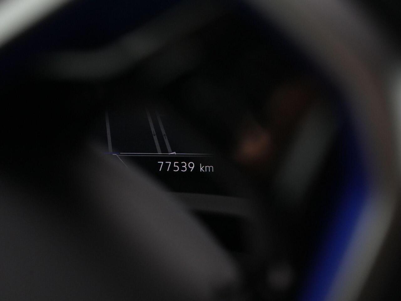 Volkswagen TOUAREG R 3.0 TSi 360 pk eHybrid 4MOTION | EXCL. BTW / Grijs kenteken | Panoramadak | Trekhaak | Leder | Luchtvering