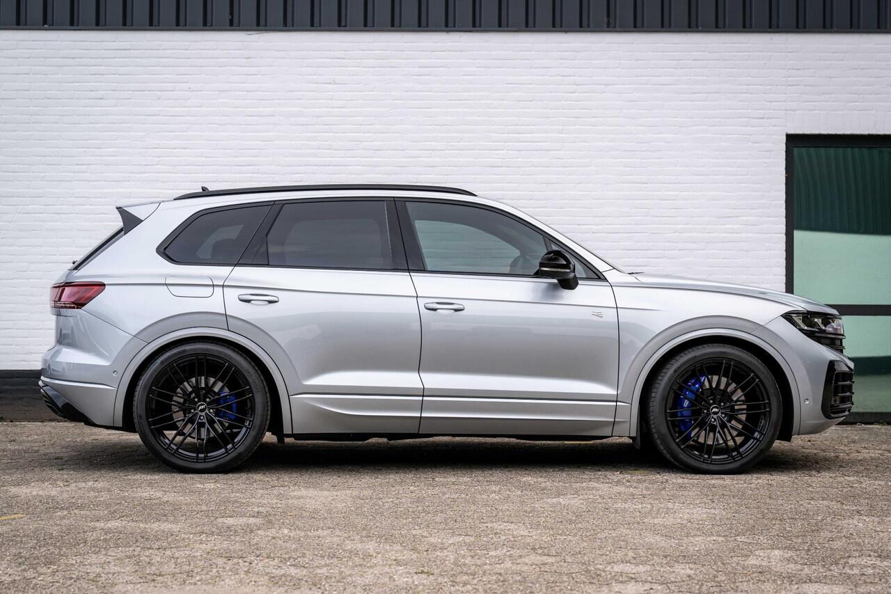 Volkswagen TOUAREG 3.0 TSI eHybrid R 4M Nightvision DynAudio Trekhaak