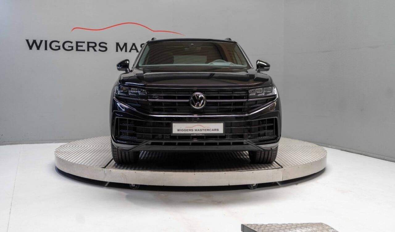 Volkswagen TOUAREG R 3.0 TSI 462 PK Hybrid, Panodak, Massage, Trekhaak, Leder, Luch