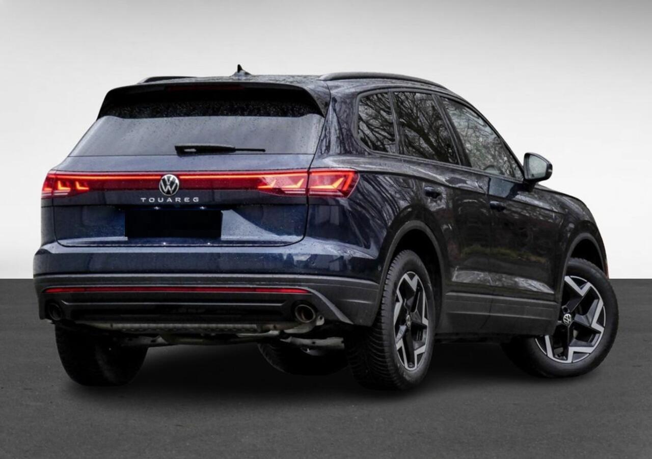 Volkswagen TOUAREG 3.0 TDI GRIJS KENTEKEN ACC LUCHTVERING TREKHAAK COMFORTSTOELEN