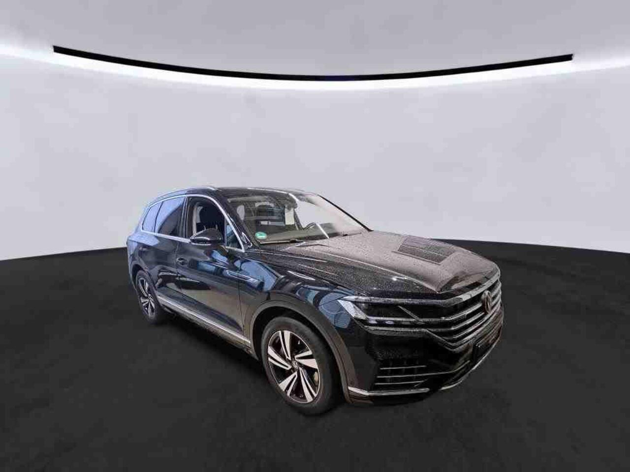 Volkswagen TOUAREG 3.0 TSi eHybrid 4MOTION | Wordt verwacht | Trekhaak | DYNAudio | Keyless | Leer