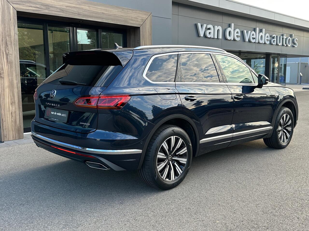 Volkswagen TOUAREG 3.0 TSi eHybrid 4MOTION Elegance | Panoramadak | Trekhaak | Head up | Leder | Rijklaar incl. garantie