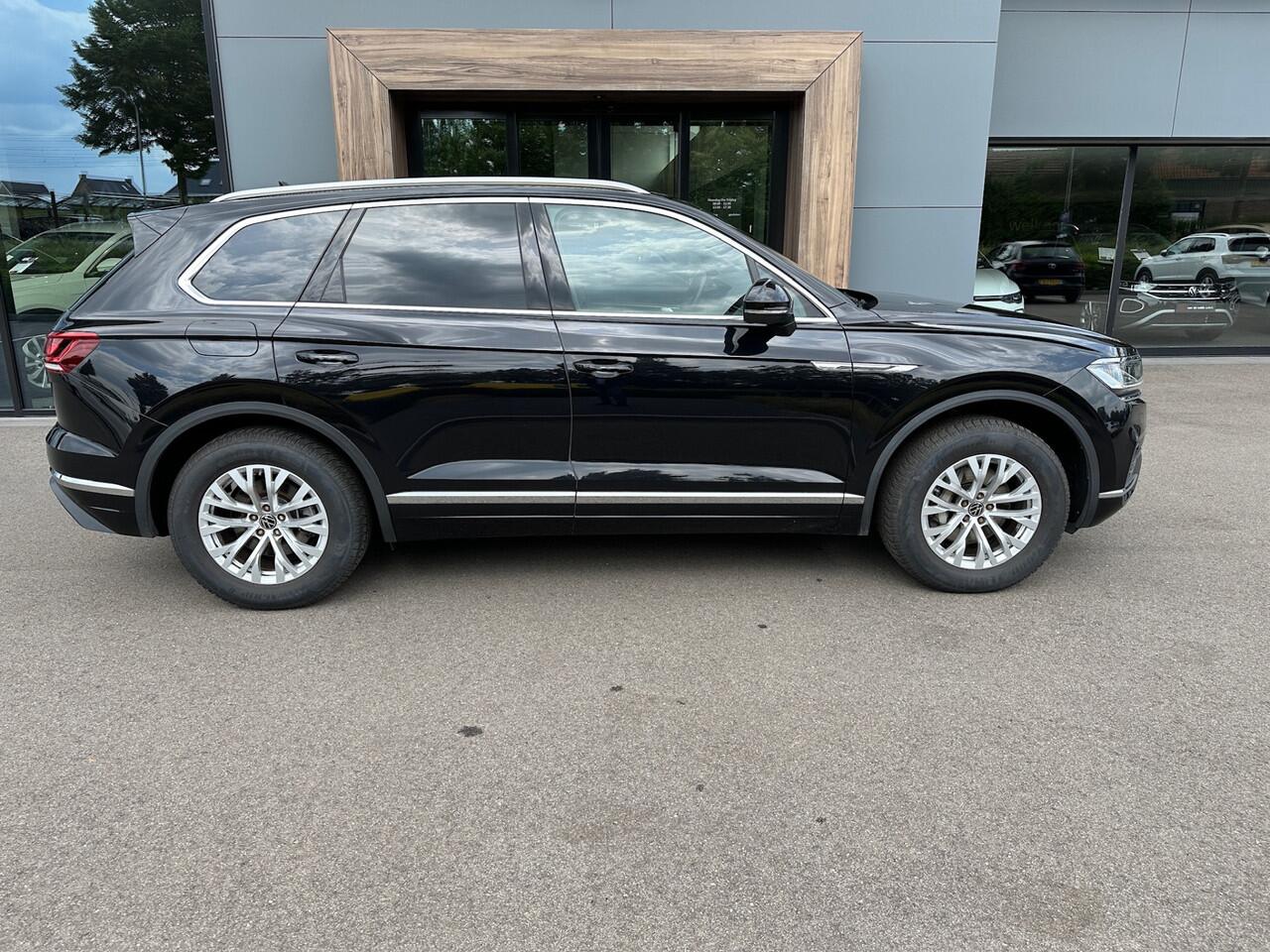 Volkswagen TOUAREG 3.0 TDI 4Motion Atmosphere | Panoramadak | Trekhaak | Grijs kenteken | Excl. Btw