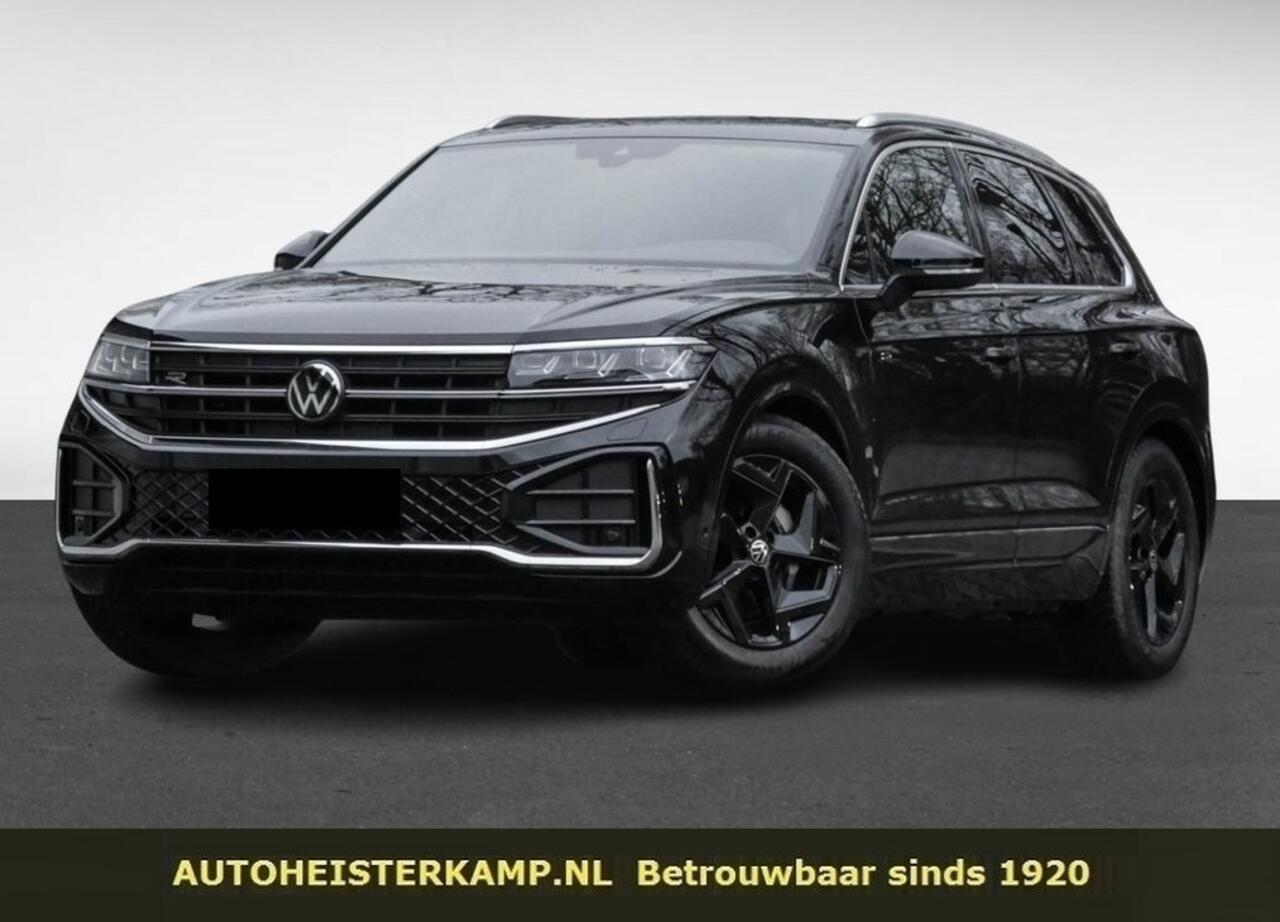 Volkswagen TOUAREG 3.0 TDI R-Line Grijs Kenteken ACC Luchtvering Trekhaak Comfortstoelen Head-Up Display