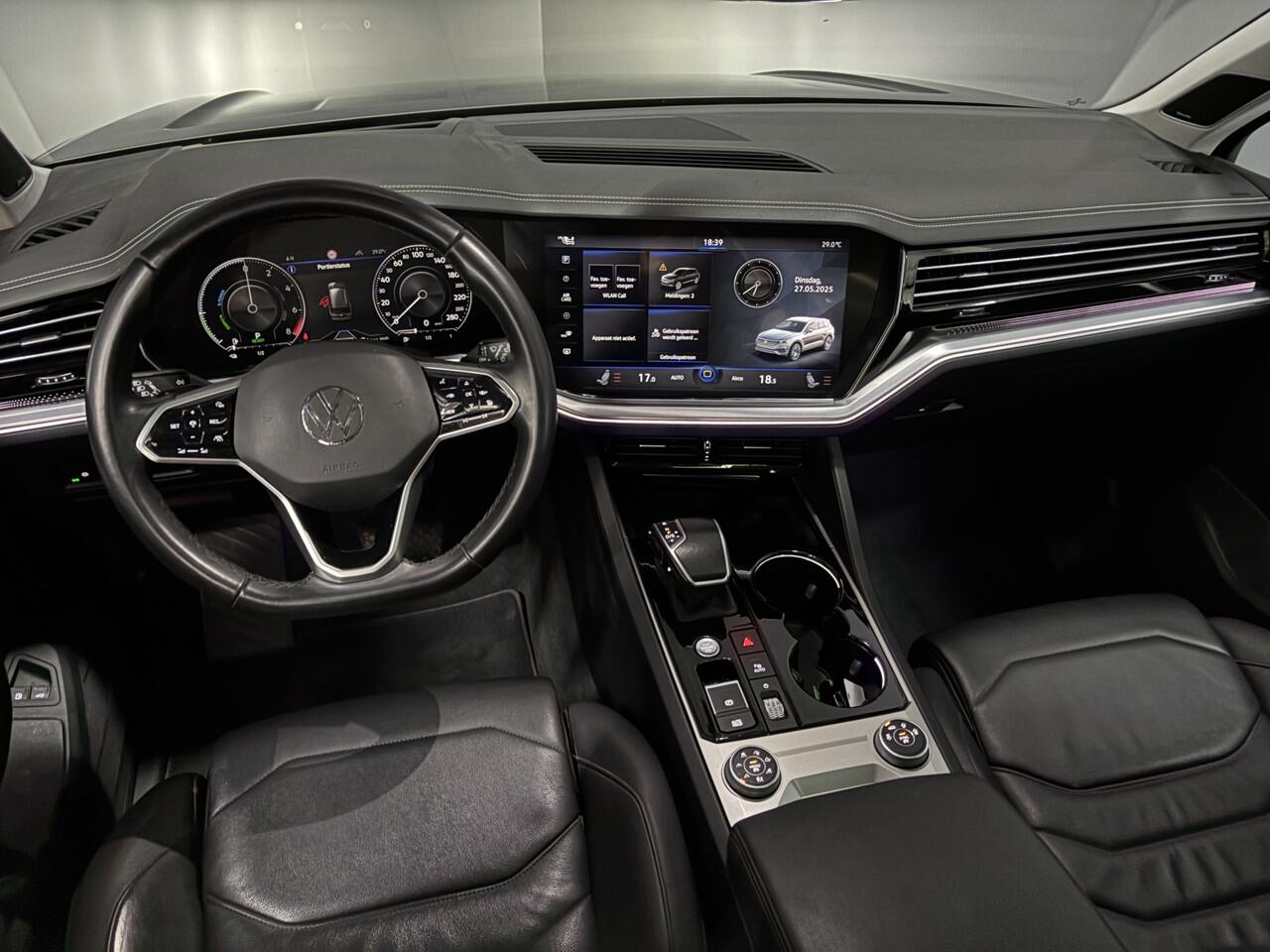 Volkswagen TOUAREG 3.0 TSi eHybrid 4MOTION HUD|Pano|Leder|Trekhaak|ACC|Nightvision