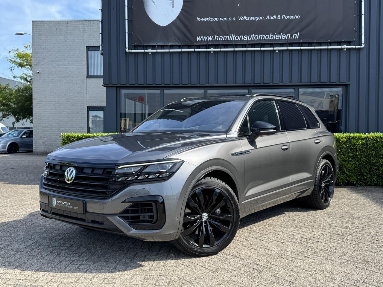 Volkswagen TOUAREG 3.0 TSI 340pk 4Motion Aut. R-Line Blackstyle Comfortleder Luchtvering 4wiel besturing 102dkm!!