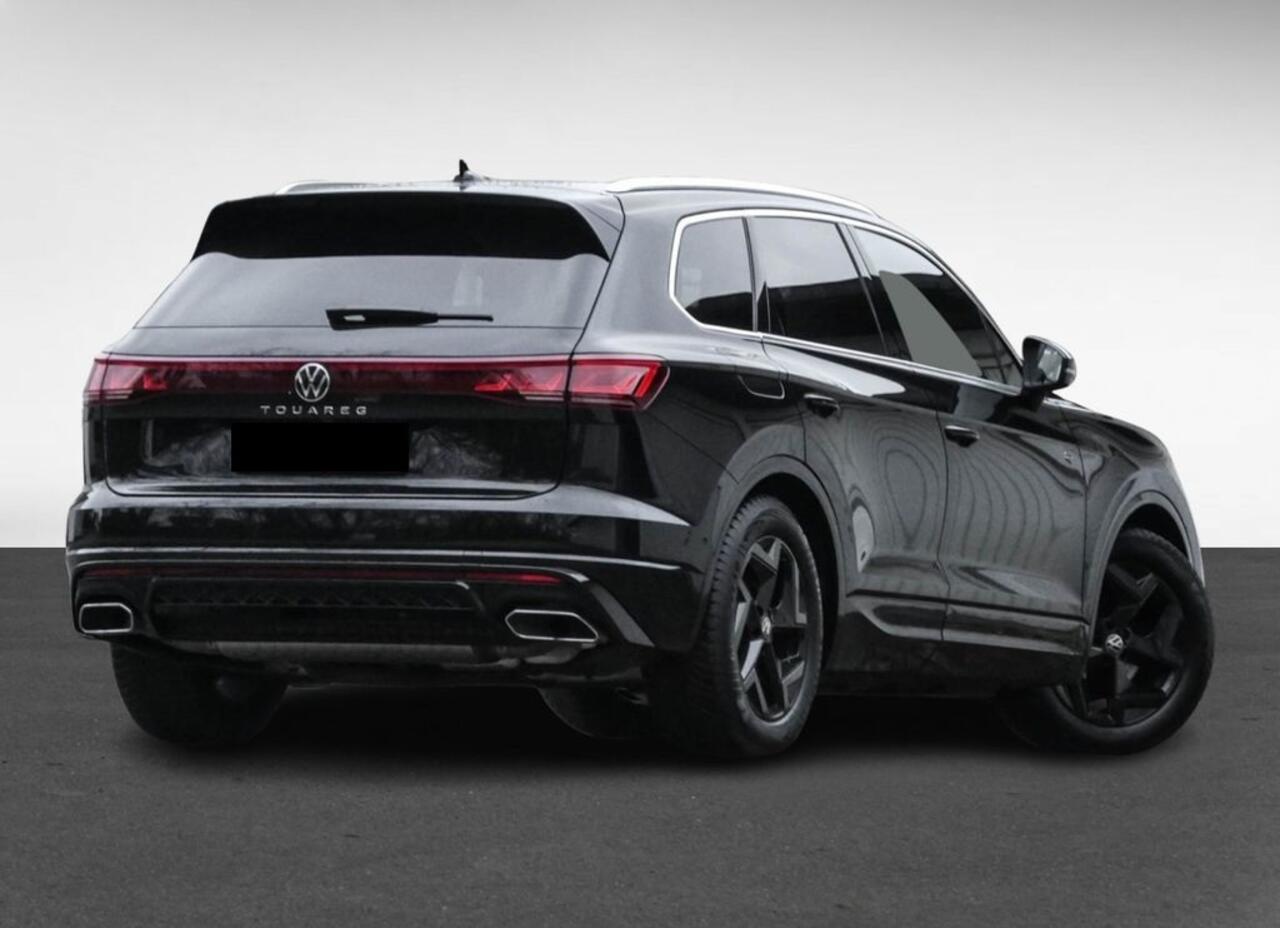 Volkswagen TOUAREG 3.0 TDI R-Line Grijs Kenteken ACC Luchtvering Trekhaak Comfortstoelen Head-Up Display