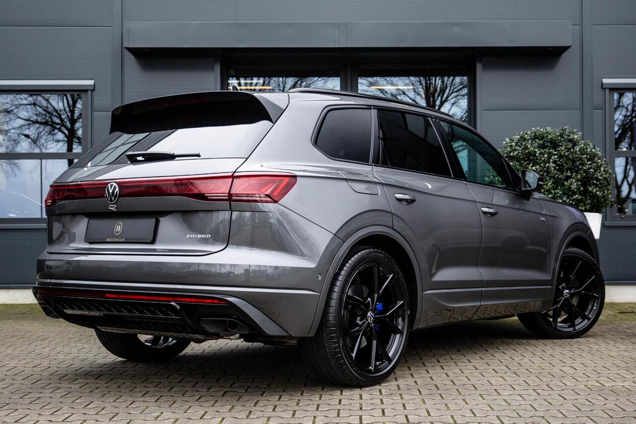 Volkswagen TOUAREG 3.0 TSi eHybrid 4MOTION R