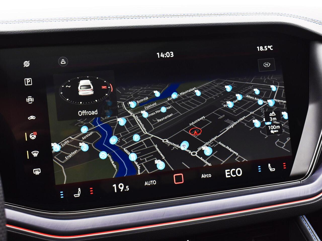 Volkswagen TOUAREG R Edition 3.0 eHybrid 462 PK 8 versn. DSG · Nachtzichtassistent · Comfort Pakket · Trekhaak inklapbaar, met elektrische ont grendeling, incl. aanhangwagenmanoeuvreerhulp 'Trailer Assist' · Zijruiten achter en achterruit getint, 82% lichtabsorberend en gel