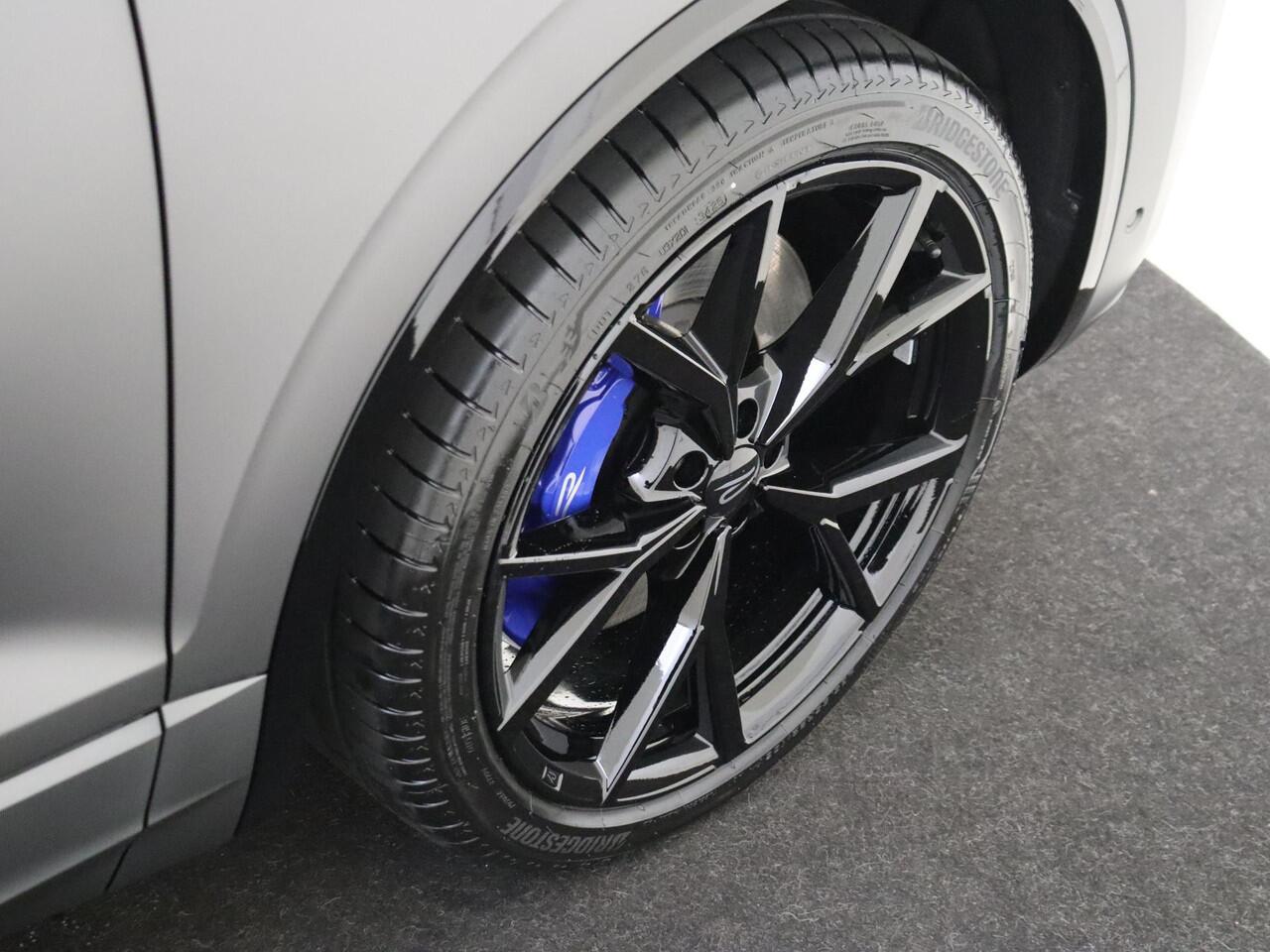 Volkswagen TOUAREG R Edition | Buitenspiegels elektrisch instel-, verwarm- en inklapbaar | Diefstalalarm | Telefoon draadloos oplaadbaar (Wireless Charging)