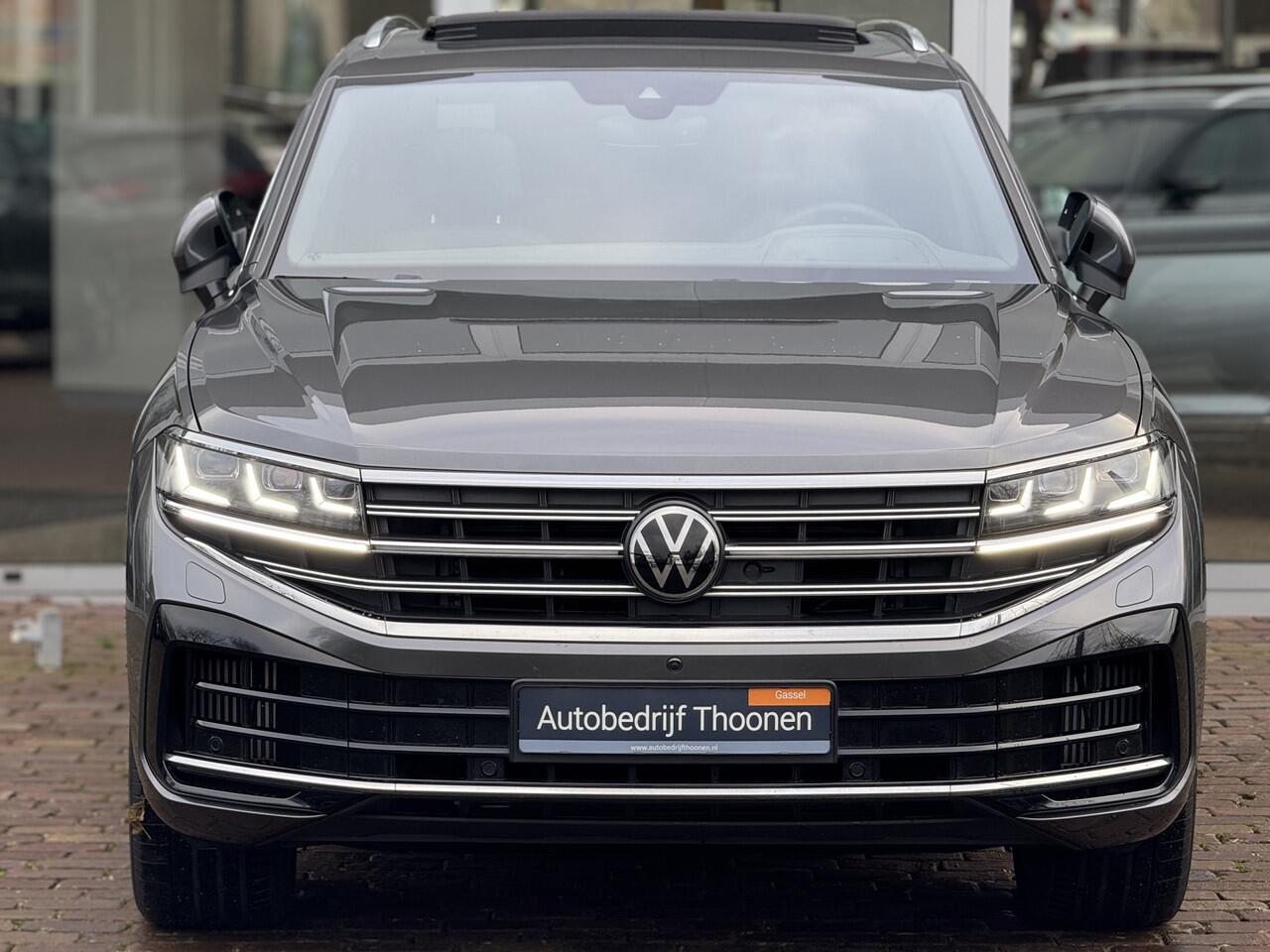 Volkswagen TOUAREG 3.0 TSi eHybrid 4MOTION Elegance | Massage | Trekhaak | Nachtzicht