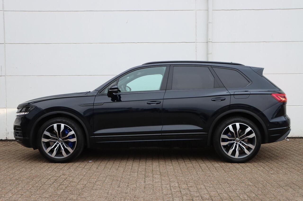Volkswagen TOUAREG 3.0 TSI eHybrid Elegance 380pk Tiptronic | Luchtvering