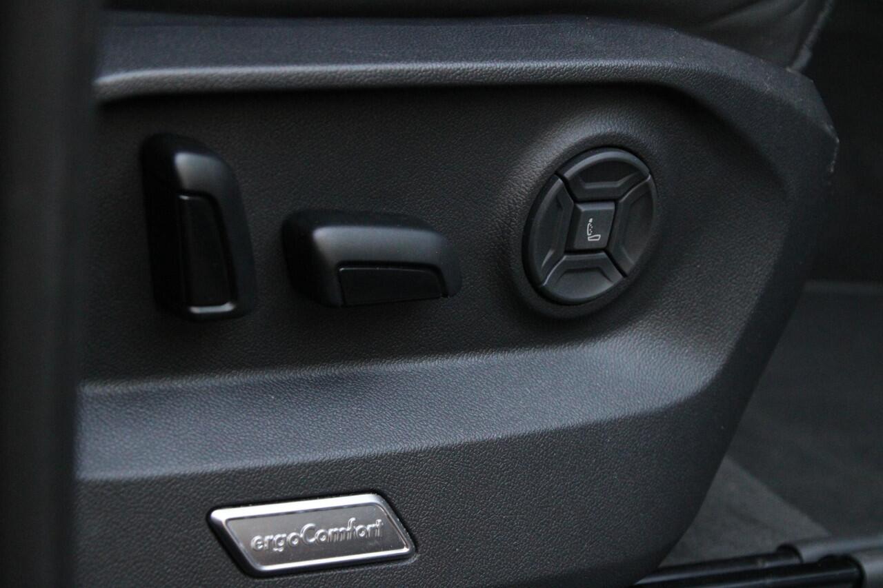 Volkswagen TOUAREG 3.0 TSI eHybrid R