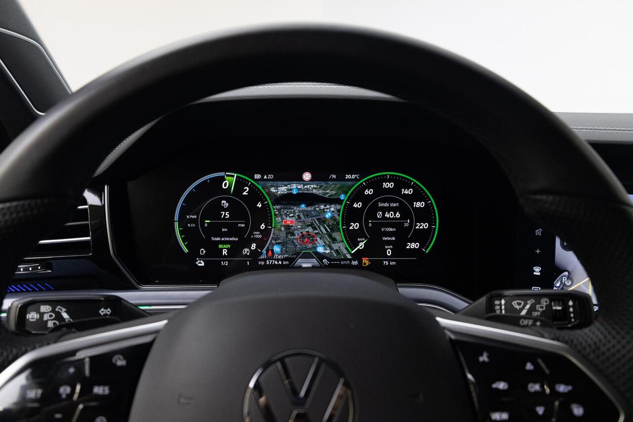 Volkswagen TOUAREG 3.0 TSi eHybrid 4MOTION R | Facelift | Trekhaak | 21 Inch |