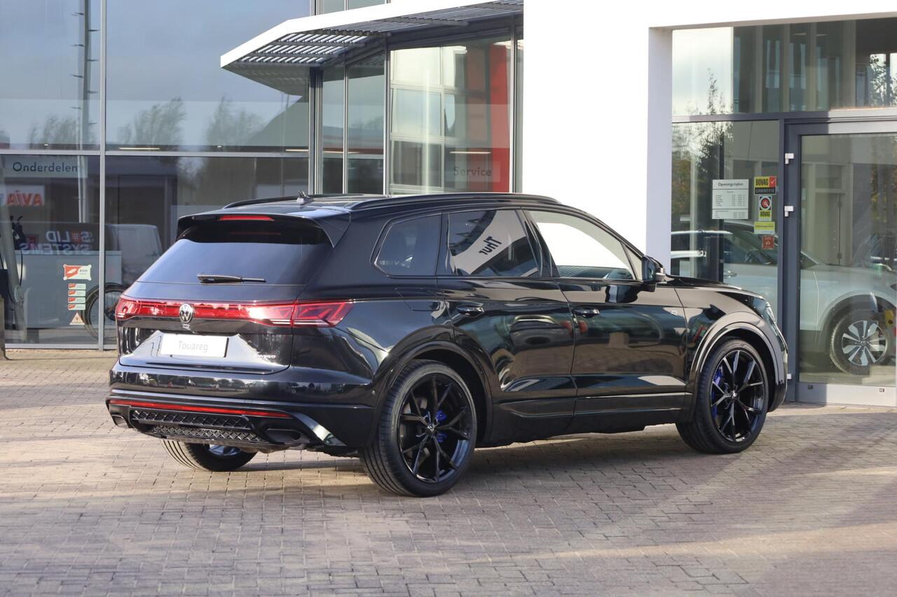 Volkswagen TOUAREG 3.0 TSi eHybrid 4MOTION R Edition 462PK / 340kW LED Matrix HD IQ.Light, nachtzicht (Night Vision), rondomzichtcamera (360° AreaView), elektr. verst. panoramadak, servosluiting, 3-zone Climatronic, voorstoelen verwarmbaar met massagefunctie, achterbank ver