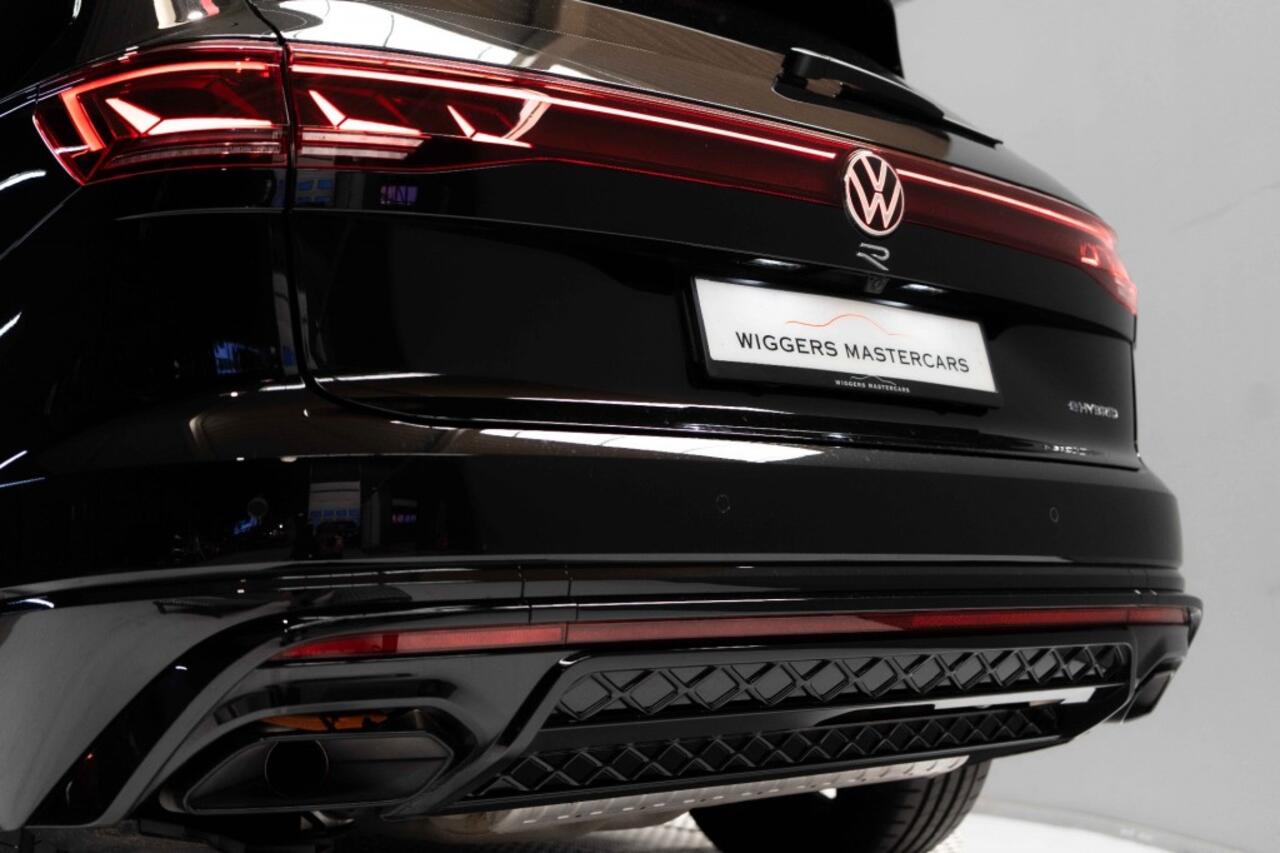 Volkswagen TOUAREG R 3.0 TSI 462 PK Hybrid, Panodak, Massage, Trekhaak, Leder, Luch