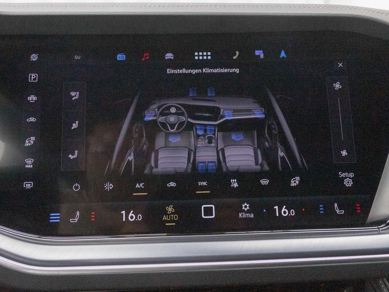 Volkswagen TOUAREG 3.0 TSI R-Line ACC Luchtvering Trekhaak Comfortstoelen Massage Nachtzicht 20 Inch Head-Up