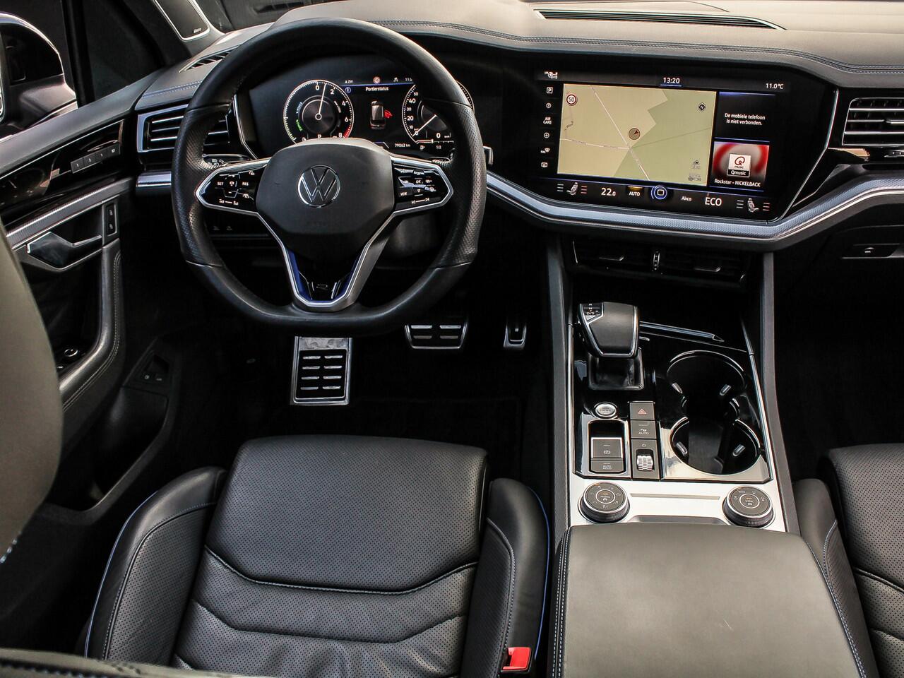 Volkswagen TOUAREG R 3.0 TSi 462PK Automaat 4Motion | BLACK STYLE | PANORAMADAK | LEDER | HEAD-UP | KEYLESS | MASSAGE | VENTILATIE |