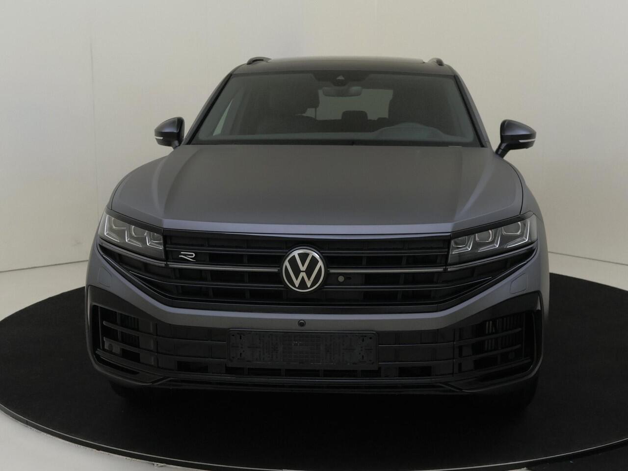 Volkswagen TOUAREG R Edition | Buitenspiegels elektrisch instel-, verwarm- en inklapbaar | Diefstalalarm | Telefoon draadloos oplaadbaar (Wireless Charging)