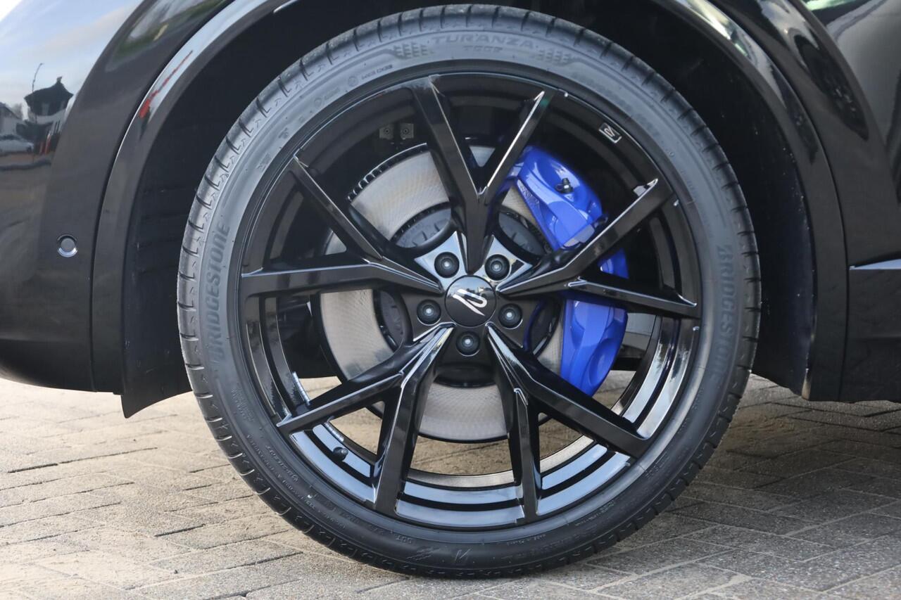 Volkswagen TOUAREG 3.0 TSi eHybrid 4MOTION R Edition 462PK / 340kW LED Matrix HD IQ.Light, nachtzicht (Night Vision), rondomzichtcamera (360° AreaView), elektr. verst. panoramadak, servosluiting, 3-zone Climatronic, voorstoelen verwarmbaar met massagefunctie, achterbank ver