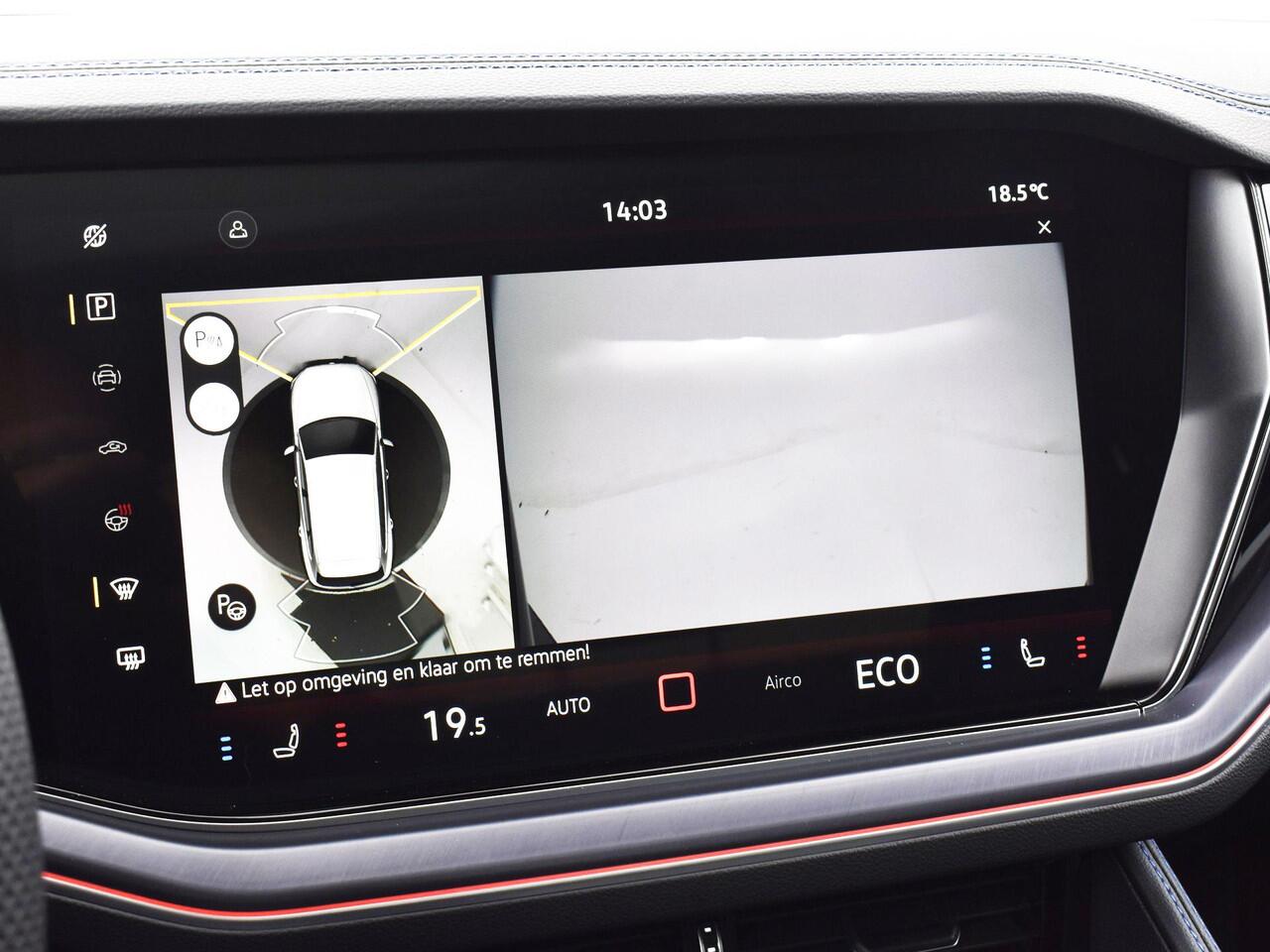 Volkswagen TOUAREG R Edition 3.0 eHybrid 462 PK 8 versn. DSG · Nachtzichtassistent · Comfort Pakket · Trekhaak inklapbaar, met elektrische ont grendeling, incl. aanhangwagenmanoeuvreerhulp 'Trailer Assist' · Zijruiten achter en achterruit getint, 82% lichtabsorberend en gel