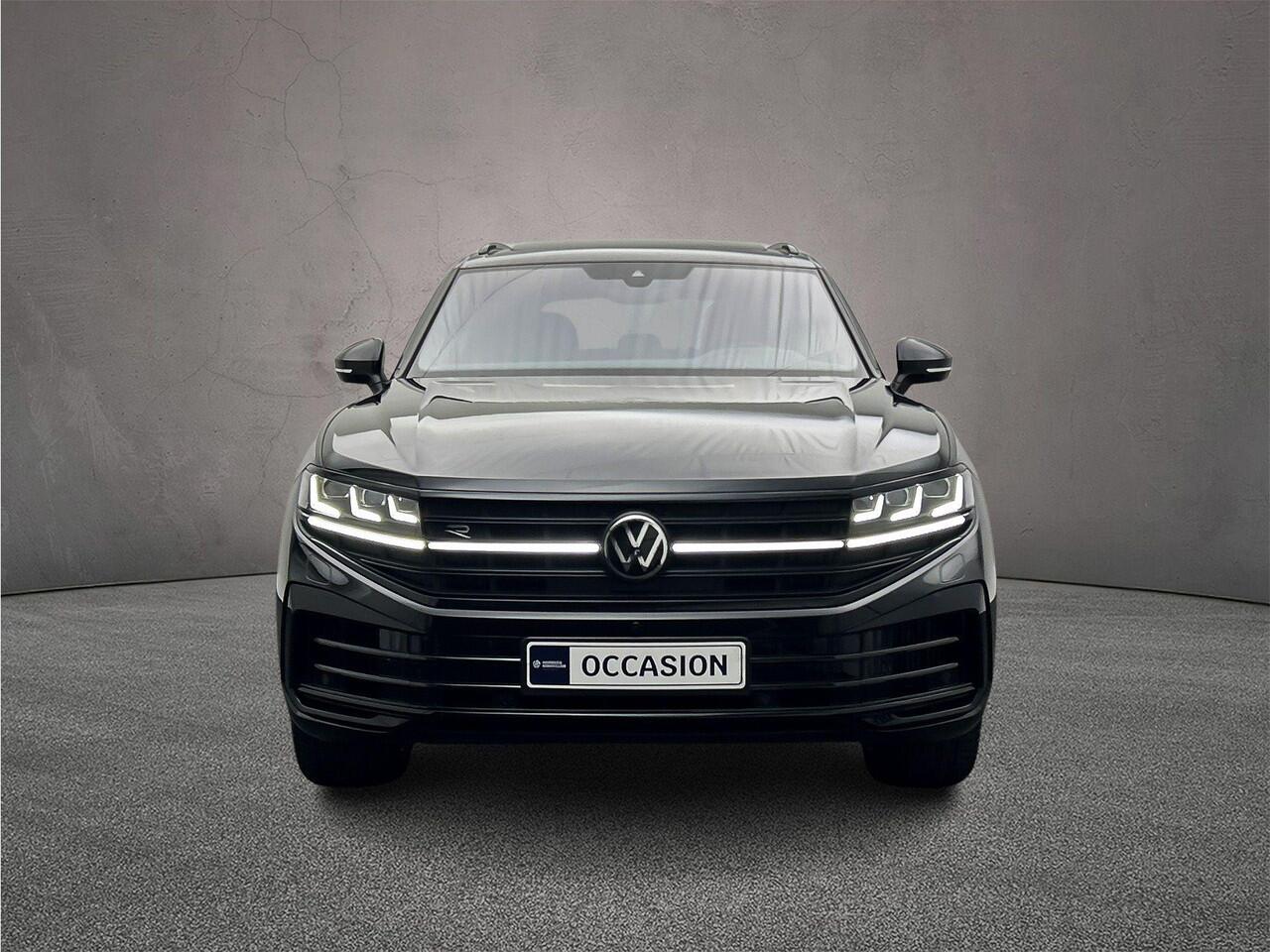 Volkswagen TOUAREG R 3.0 TSI eHybrid 462pk Tiptronic Trekhaak, DYN audio, Head up display, Lederen bekleding, Luchtvering, Panoramadak, Adaptive cruise control