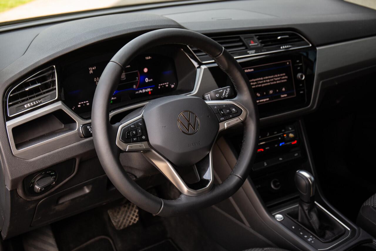 Volkswagen TOURAN 1.5 TSI Comfortline Business 7p , 7 persoons, Camera, Adaptive cruise,