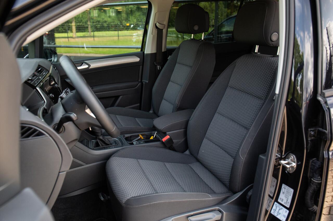 Volkswagen TOURAN 1.5 TSI Comfortline Business 7p , 7 persoons, Camera, Adaptive cruise,