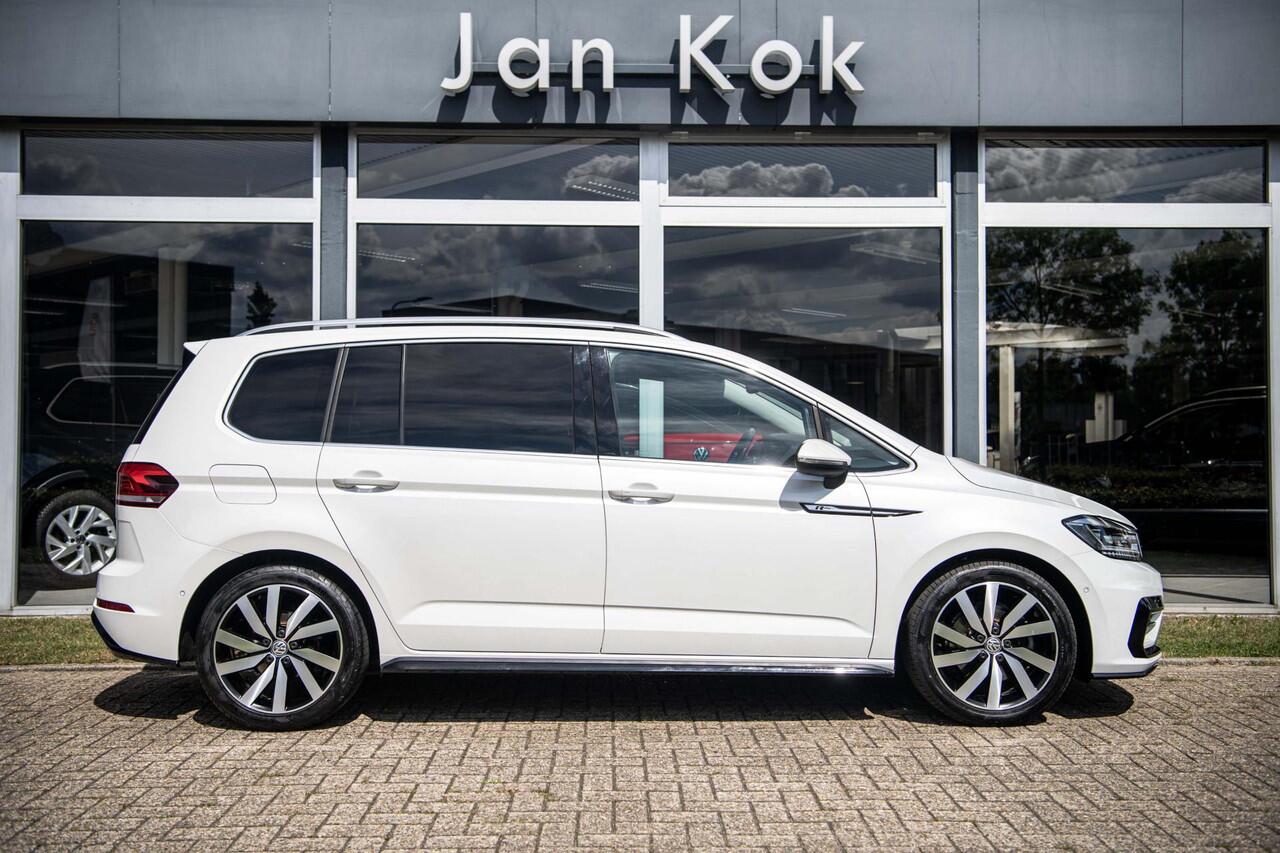 Volkswagen TOURAN 1.5 TSi 150pk Highline Business R 7p | Keyless | Full LED | Camera | Stoelverwarming