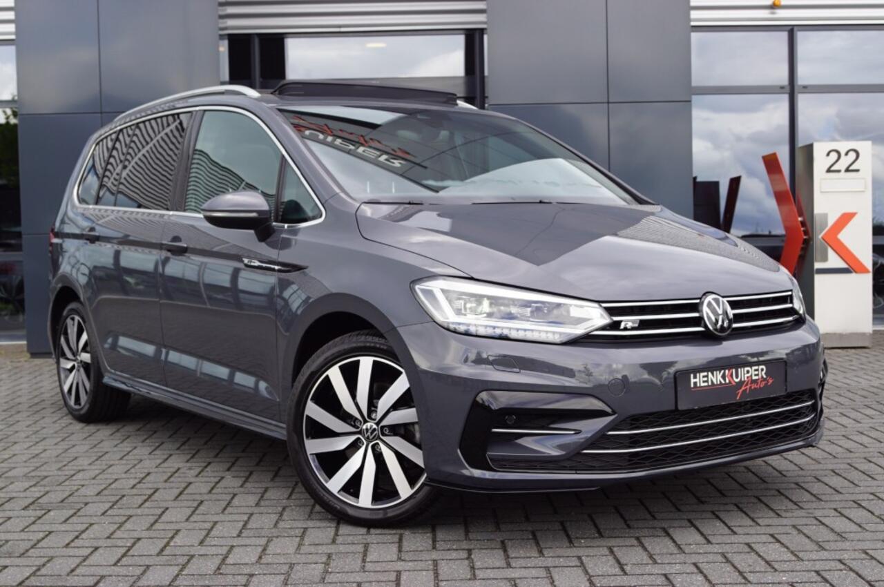 Volkswagen TOURAN 1.5 TSI DSG R-Line / 7Pers./Panodak /trekhaak wegkl./ACC/Side-as