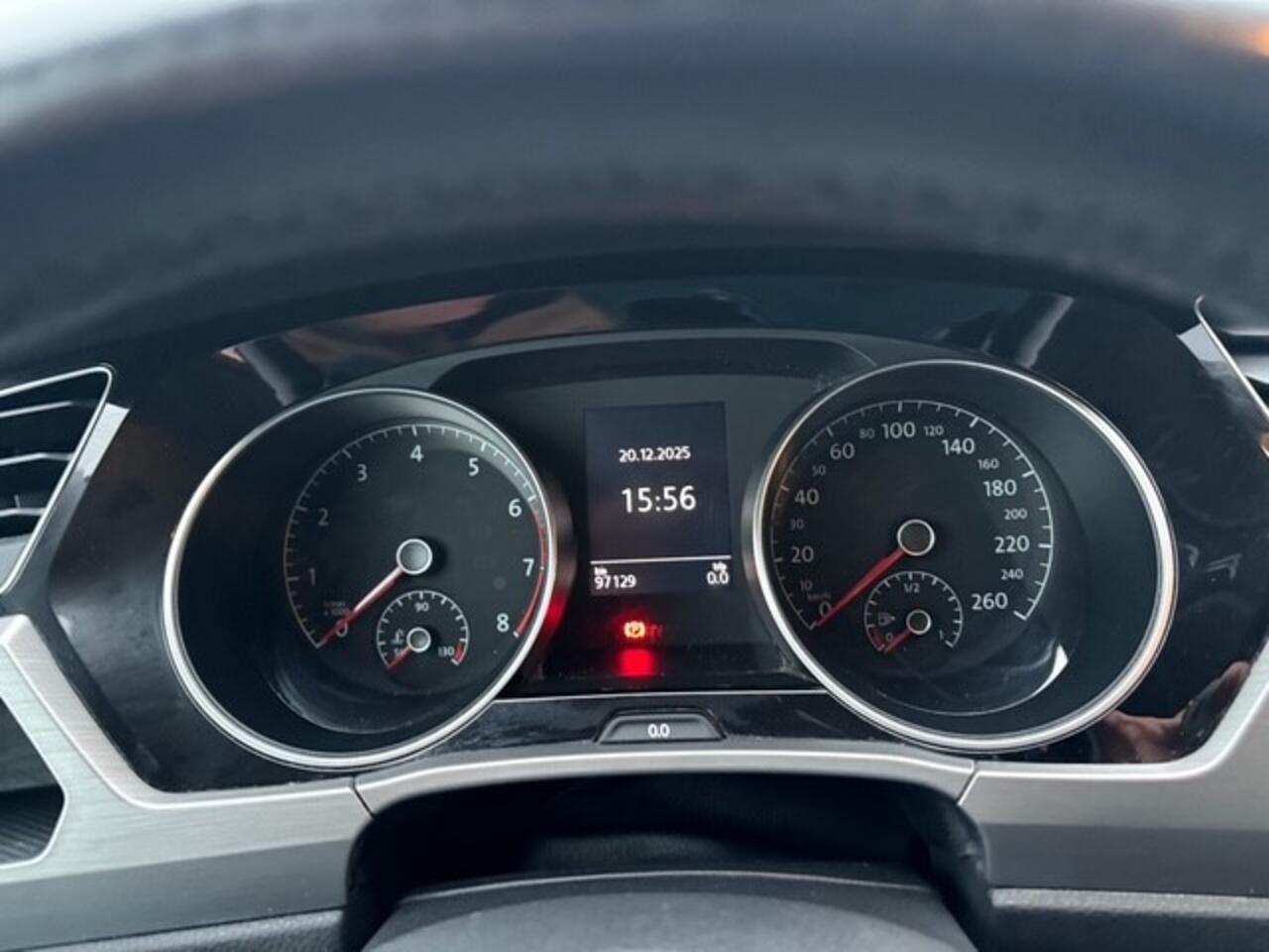 Volkswagen TOURAN 1.5 TSI Highline 7p | Navi \ Cruise | 97.129 km Dealeronderhouden