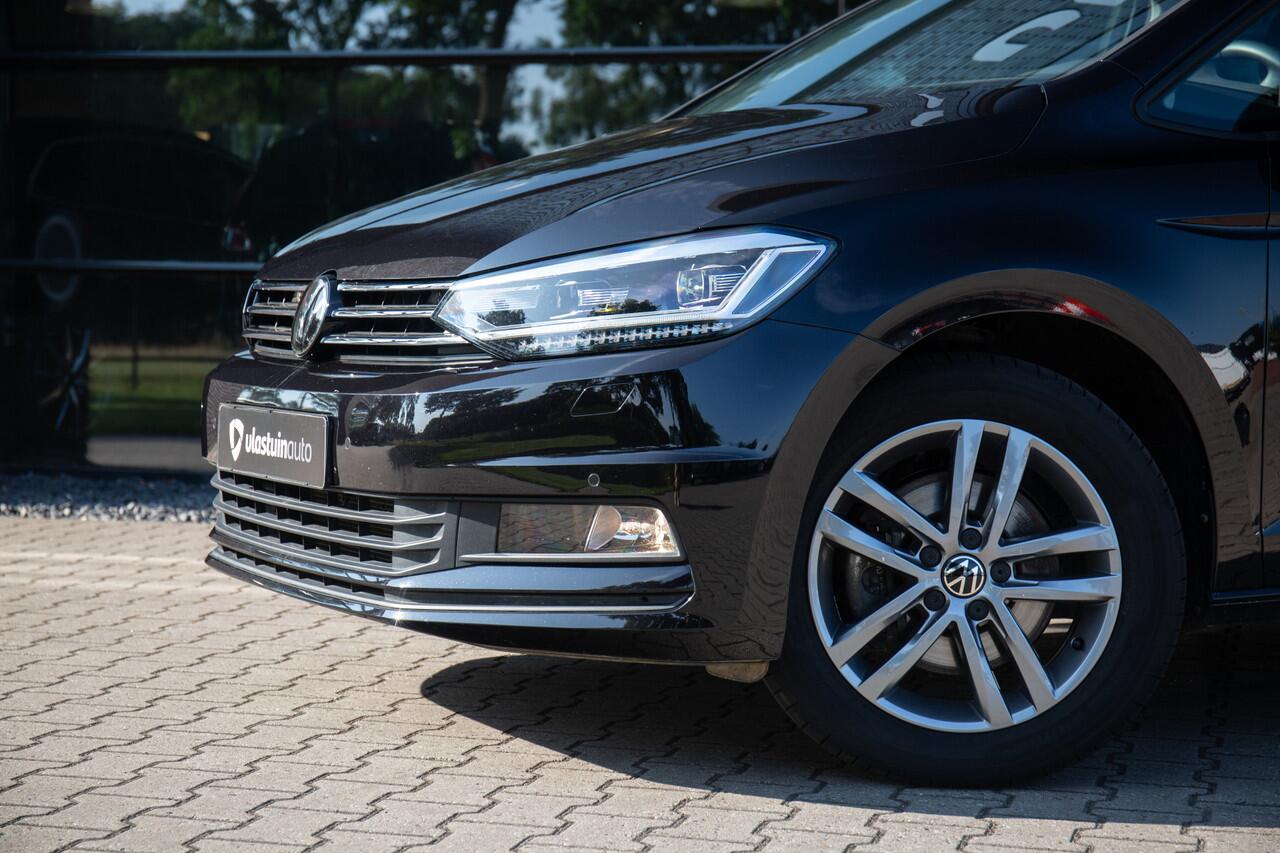 Volkswagen TOURAN 1.5 TSI Comfortline Business 7p , 7 persoons, Adaptive cruise, Achteruitrijcamera,