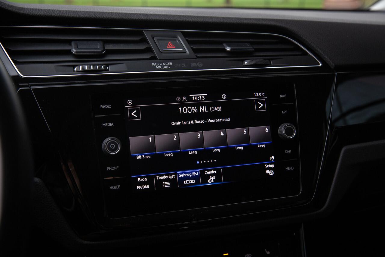 Volkswagen TOURAN 1.5 TSI Highline 7p , 7-persoons, Cruise control, Apple Carplay,