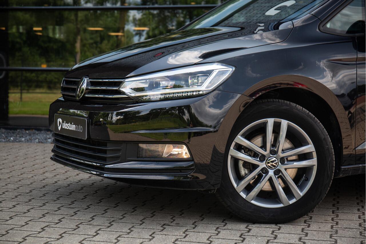 Volkswagen TOURAN 1.5 TSI Comfortline Business 7p , 7 persoons, Camera, Adaptive cruise,