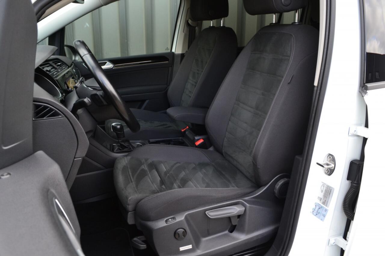 Volkswagen TOURAN 1.5 TSI DSG Highline R-Line LED/ACC/Keyless