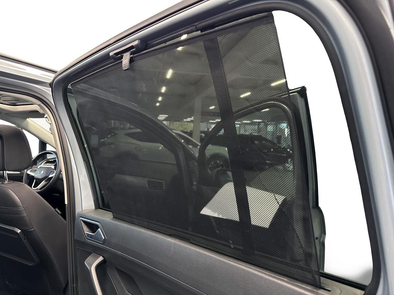 Volkswagen TOURAN 1.5 150pk TSI Highline 7p Panoramaschuif-kanteldak | Navigatie 'Discover Media' | Koplampverlichting led