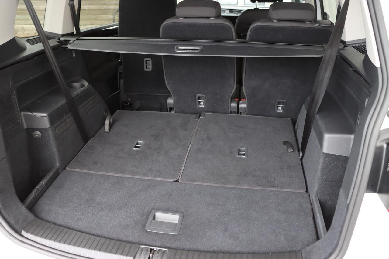 Volkswagen TOURAN 1.5 TSI Highline 7p. 150pk DSG7