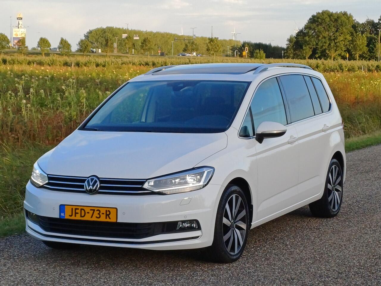 Volkswagen TOURAN 1.5 TSI Highline /Pano/Trekh./Camera/Digi Dash/18"/