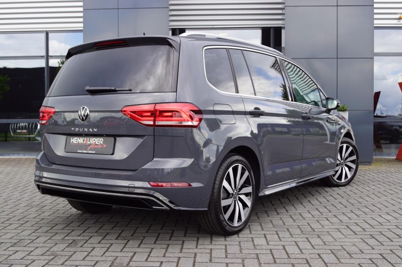 Volkswagen TOURAN 1.5 TSI DSG R-Line / 7Pers./Panodak /trekhaak wegkl./ACC/Side-as