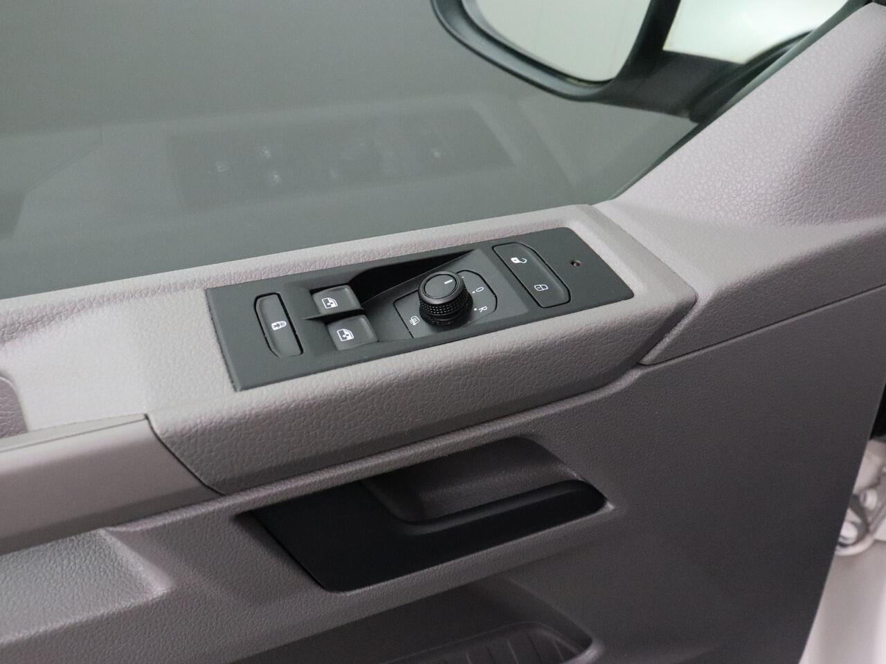 Volkswagen TRANSPORTER 2.0TDI 150PK DSG Automaat | Achterdeuren | Navigatie | Airco | Cruise