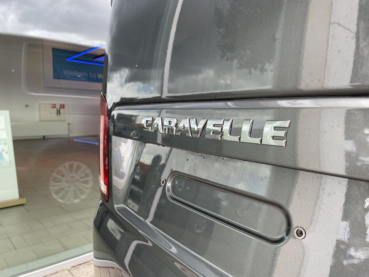 Volkswagen TRANSPORTER 2.0 TDI L2H1 32 DC Caravelle Highline | Led | Digital cockpit | Leer | Schuifdeuren elektrisch