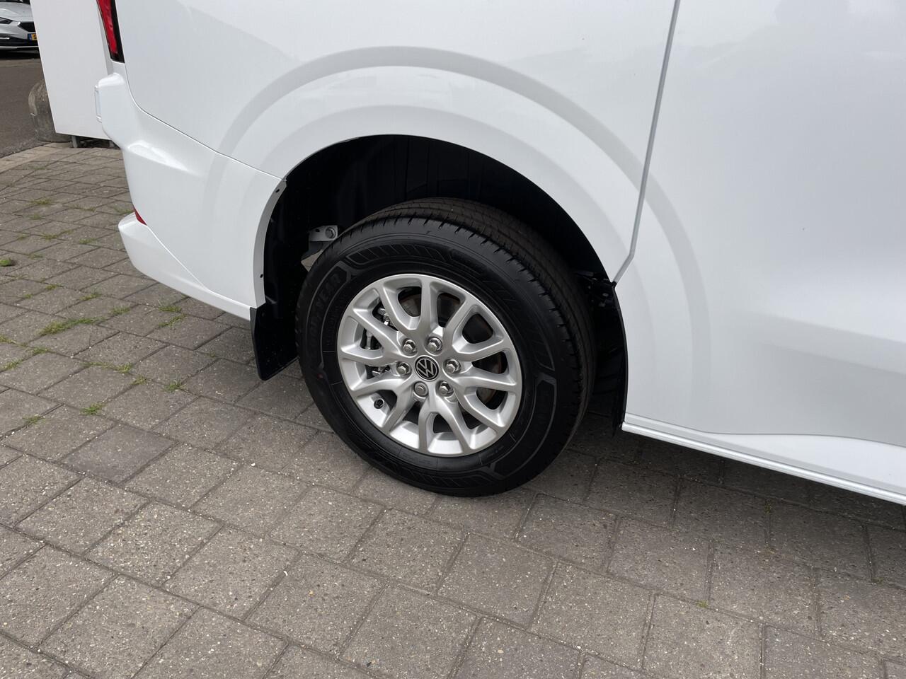 Volkswagen TRANSPORTER 2.0 TDI L1 Style 110Pk Hand | Trekhaak | Camera | IQ Light | Incl. BPM