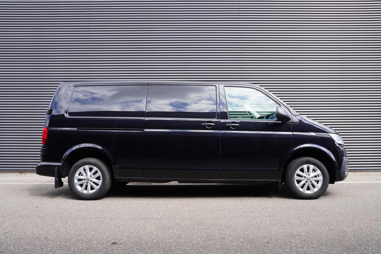 Volkswagen TRANSPORTER 30 | L2H1 | 4-Motion 150 pk DSG | Dubbele schuifdeur | Achteruitrijcamera | Adapative Cruise Control | LED koplampen |