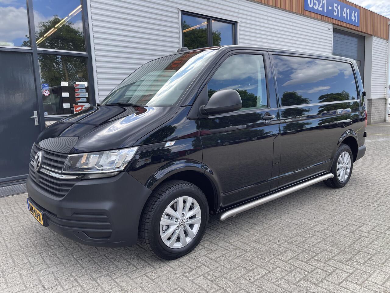 Volkswagen TRANSPORTER 2.0 TDI L1H1 26 Economy Business / vaste prijs rijklaar ¤ 20.950 ex btw / euro 6 diesel / bpm vrij / airco / cruise control / achteruit rijcamera / trekhaak / pdc achter