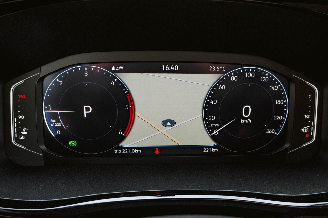 Volkswagen TRANSPORTER T6.1 2.0 TDI 204PK DSG L2H1 HIGHLINE ENK/CAB Standkachel | LED | ACC | 2x Schuifdeuren | Virtual cockpit |