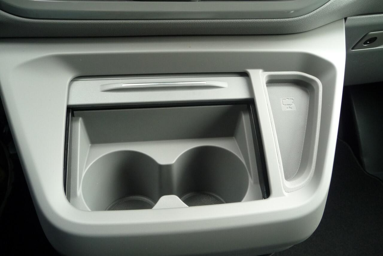 Volkswagen TRANSPORTER 2.0 TDI L2H1 30 Bulli Autm 170 pk Nieuw model BPM vrij