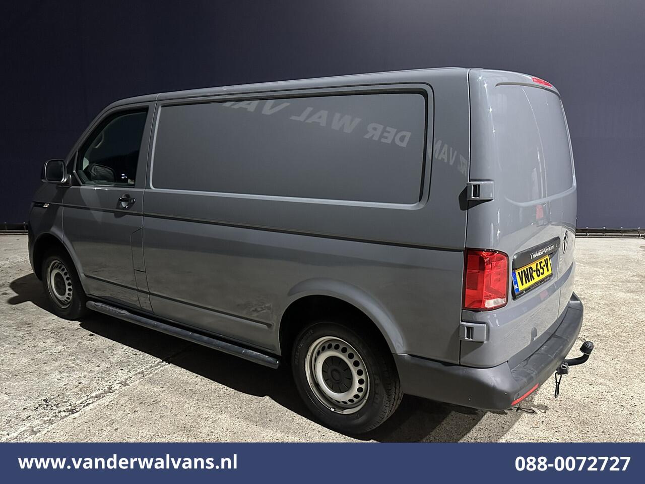Volkswagen TRANSPORTER 2.0 TDI L1H1 Euro6 Airco | Camera | Cruisecontrol | Trekhaak | Sidebars Parkeersensoren