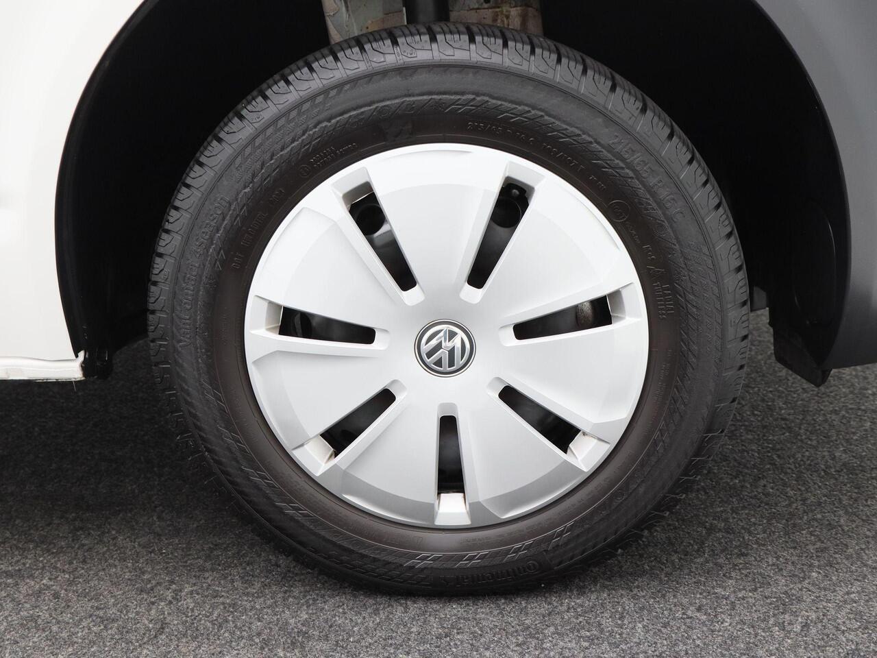 Volkswagen TRANSPORTER 2.0 TDi 150 Pk L2H1 | Navigatie | Trekhaak | Parkeersensoren | CarPlay | Airco | Cruise Controle | 55.591 Km!!