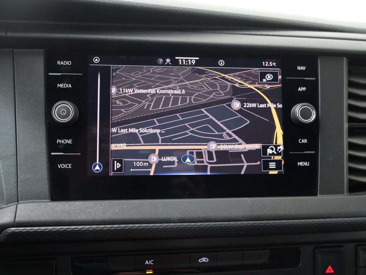 Volkswagen TRANSPORTER 2.0 TDI L2H1 DC 30 Comfortline | 110 PK | Pick-Up | Dubbele Cabine | Trekhaak | Navigatiesysteem | Cruise control |