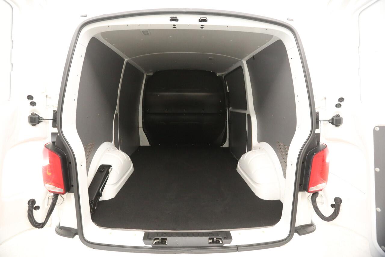 Volkswagen TRANSPORTER 2.0 TDI 150PK L1H1 | MARGE | Automaat | Airco | Carplay | Camera | Navi | Parkeersens.